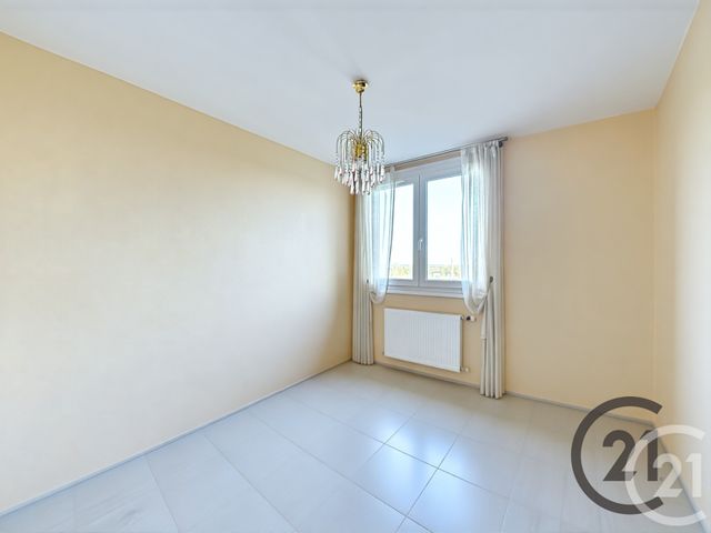 Appartement T3 à vendre - 3 pièces - 72.0 m2 - TROYES - 10 - CHAMPAGNE-ARDENNE - Century 21 Martinot Immobilier