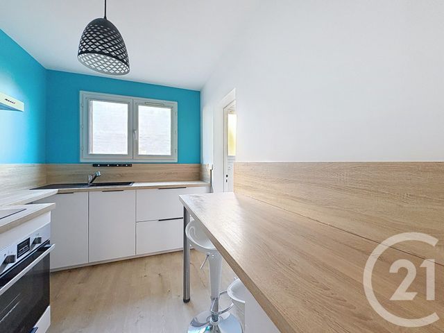 Appartement T3 à vendre - 4 pièces - 68.0 m2 - TROYES - 10 - CHAMPAGNE-ARDENNE - Century 21 Martinot Immobilier