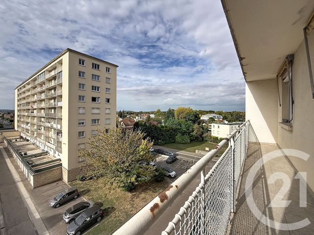 Appartement F3 à louer - 3 pièces - 62.7 m2 - ST ANDRE LES VERGERS - 10 - CHAMPAGNE-ARDENNE - Century 21 Martinot Immobilier