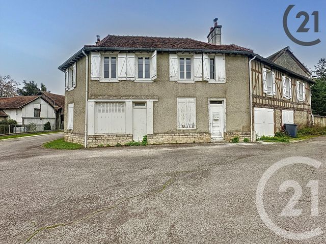 Appartement F5 à louer - 5 pièces - 140.8 m2 - ST THIBAULT - 10 - CHAMPAGNE-ARDENNE - Century 21 Martinot Immobilier