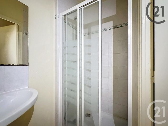 Appartement F5 à louer - 5 pièces - 140.8 m2 - ST THIBAULT - 10 - CHAMPAGNE-ARDENNE - Century 21 Martinot Immobilier