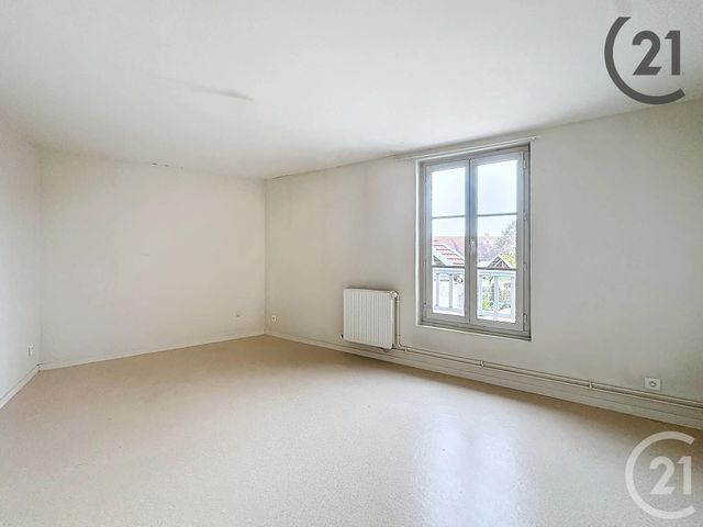 Appartement F5 à louer - 5 pièces - 140.8 m2 - ST THIBAULT - 10 - CHAMPAGNE-ARDENNE - Century 21 Martinot Immobilier