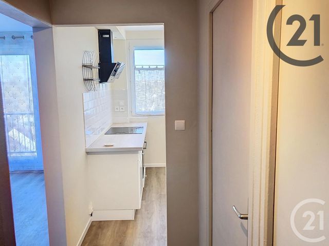 Appartement F2 à louer - 2 pièces - 45.38 m2 - TROYES - 10 - CHAMPAGNE-ARDENNE - Century 21 Martinot Immobilier