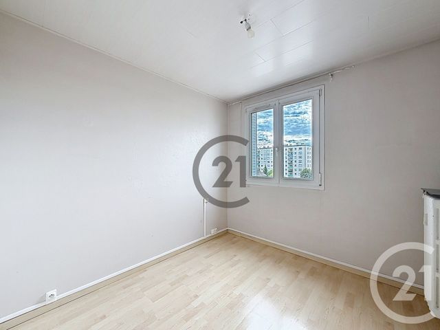 Appartement F4 à vendre - 4 pièces - 66.76 m2 - TROYES - 10 - CHAMPAGNE-ARDENNE - Century 21 Martinot Immobilier