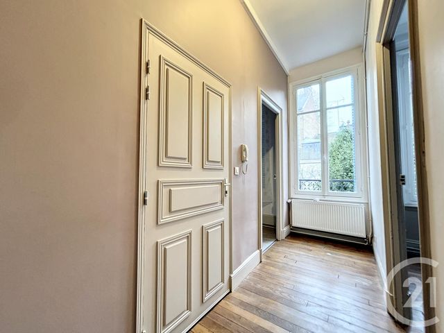 Appartement F3 à louer - 3 pièces - 77.0 m2 - TROYES - 10 - CHAMPAGNE-ARDENNE - Century 21 Martinot Immobilier