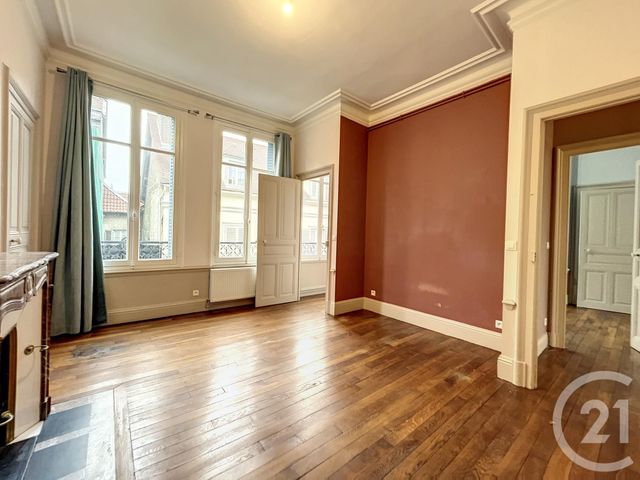 Appartement F3 à louer - 3 pièces - 77.0 m2 - TROYES - 10 - CHAMPAGNE-ARDENNE - Century 21 Martinot Immobilier