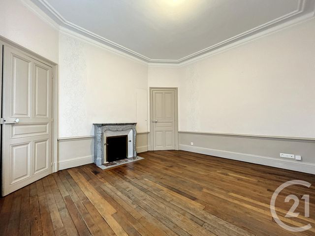 Appartement F3 à louer - 3 pièces - 77.0 m2 - TROYES - 10 - CHAMPAGNE-ARDENNE - Century 21 Martinot Immobilier