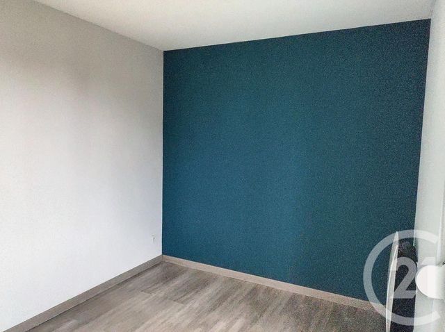 Appartement T3 à louer - 3 pièces - 49.05 m2 - ST JULIEN LES VILLAS - 10 - CHAMPAGNE-ARDENNE - Century 21 Martinot Immobilier