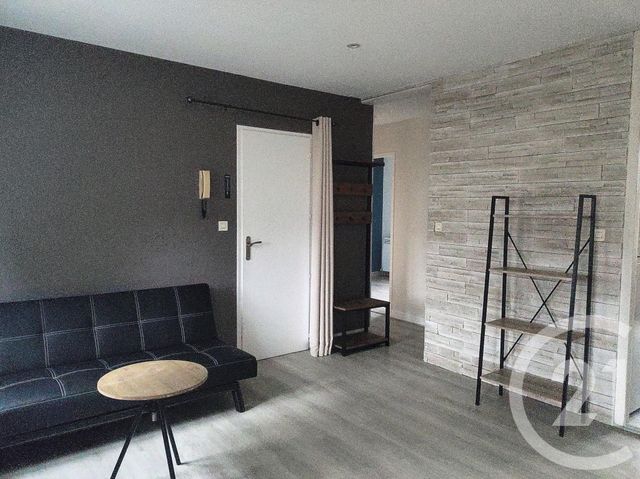 Appartement T3 à louer - 3 pièces - 49.05 m2 - ST JULIEN LES VILLAS - 10 - CHAMPAGNE-ARDENNE - Century 21 Martinot Immobilier