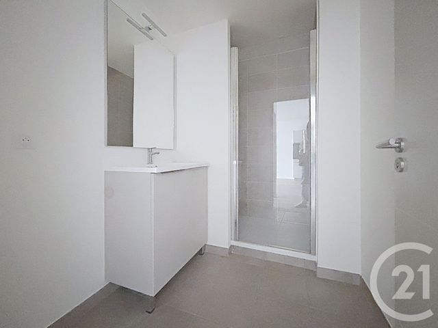Appartement F3 à louer - 3 pièces - 56.24 m2 - TROYES - 10 - CHAMPAGNE-ARDENNE - Century 21 Martinot Immobilier