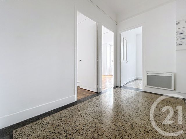 Appartement F2 à louer - 2 pièces - 49.5 m2 - STE SAVINE - 10 - CHAMPAGNE-ARDENNE - Century 21 Martinot Immobilier