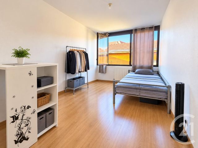 Appartement Studio à vendre - 1 pièce - 30.4 m2 - TROYES - 10 - CHAMPAGNE-ARDENNE - Century 21 Martinot Immobilier