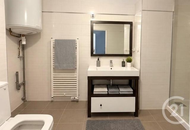 Appartement Studio à vendre - 1 pièce - 30.4 m2 - TROYES - 10 - CHAMPAGNE-ARDENNE - Century 21 Martinot Immobilier