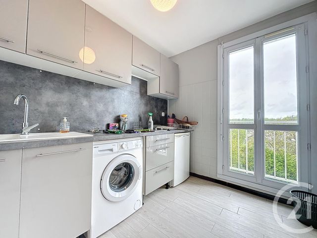 Appartement T1 à louer - 1 pièce - 30.0 m2 - TROYES - 10 - CHAMPAGNE-ARDENNE - Century 21 Martinot Immobilier