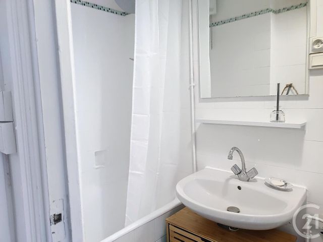 Appartement T2 à louer - 2 pièces - 45.0 m2 - TROYES - 10 - CHAMPAGNE-ARDENNE - Century 21 Martinot Immobilier