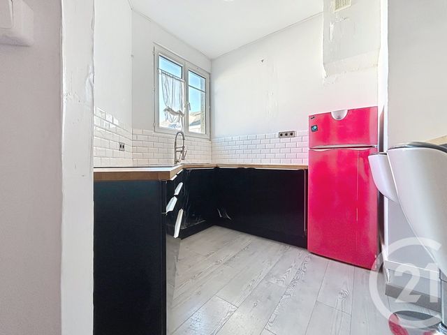 Appartement F2 à louer - 2 pièces - 32.0 m2 - TROYES - 10 - CHAMPAGNE-ARDENNE - Century 21 Martinot Immobilier