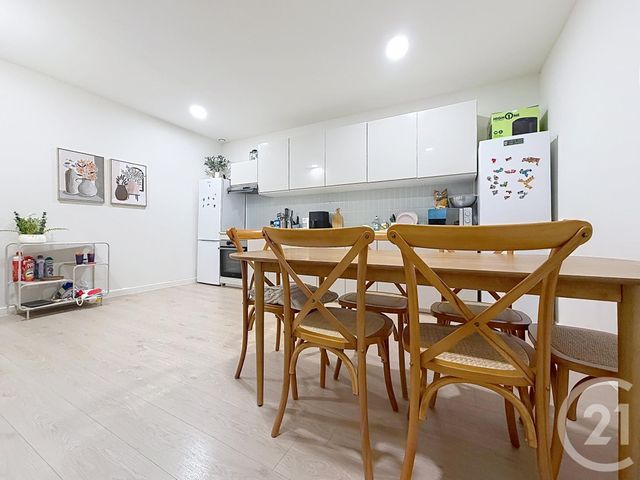 Appartement T6 à louer - 6 pièces - 117.89 m2 - TROYES - 10 - CHAMPAGNE-ARDENNE - Century 21 Martinot Immobilier