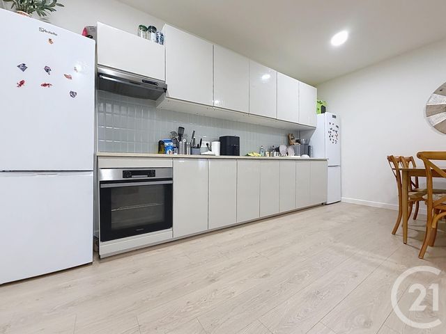 Appartement T6 à louer - 6 pièces - 117.89 m2 - TROYES - 10 - CHAMPAGNE-ARDENNE - Century 21 Martinot Immobilier