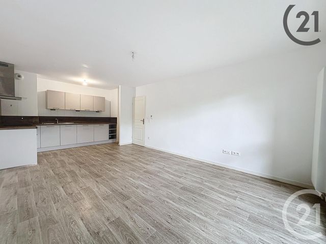 Appartement à vendre - 3 pièces - 60.59 m2 - TROYES - 10 - CHAMPAGNE-ARDENNE - Century 21 Martinot Immobilier