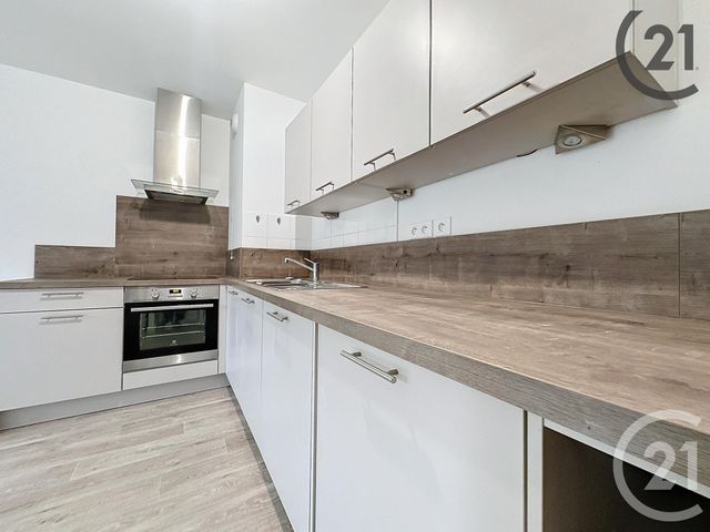 Appartement à vendre - 3 pièces - 60.59 m2 - TROYES - 10 - CHAMPAGNE-ARDENNE - Century 21 Martinot Immobilier