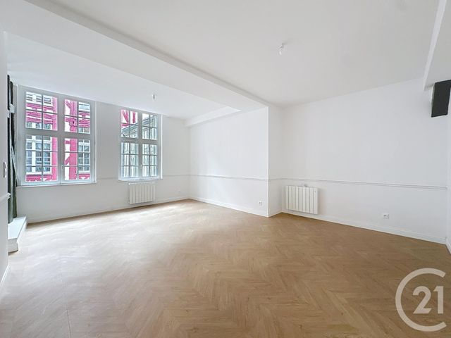 Appartement T3 à louer - 3 pièces - 70.3 m2 - TROYES - 10 - CHAMPAGNE-ARDENNE - Century 21 Martinot Immobilier