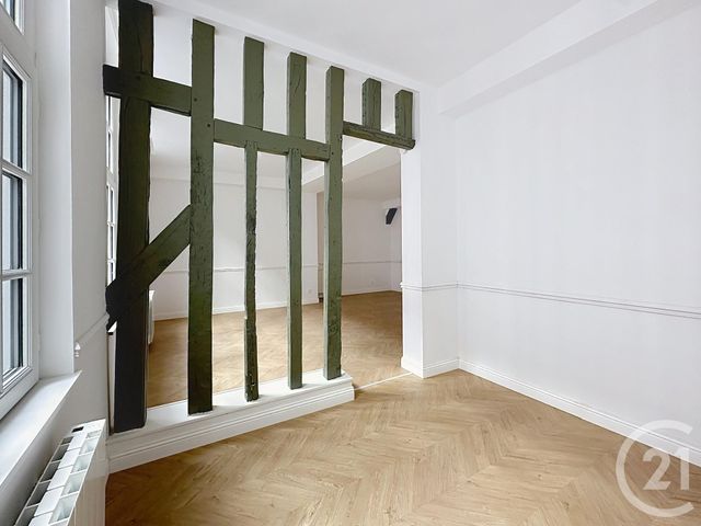 Appartement T3 à louer - 3 pièces - 70.3 m2 - TROYES - 10 - CHAMPAGNE-ARDENNE - Century 21 Martinot Immobilier