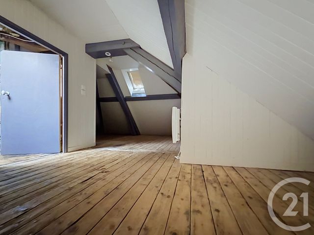 Appartement F3 à louer - 3 pièces - 99.75 m2 - TROYES - 10 - CHAMPAGNE-ARDENNE - Century 21 Martinot Immobilier