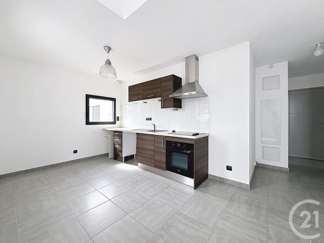 Appartement F3 à vendre - 3 pièces - 66.0 m2 - TROYES - 10 - CHAMPAGNE-ARDENNE - Century 21 Martinot Immobilier